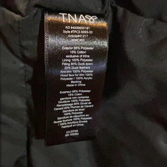 SOLD NWT Aritzia TNA Bancroft Parka Down Coat - Picture 12 of 15